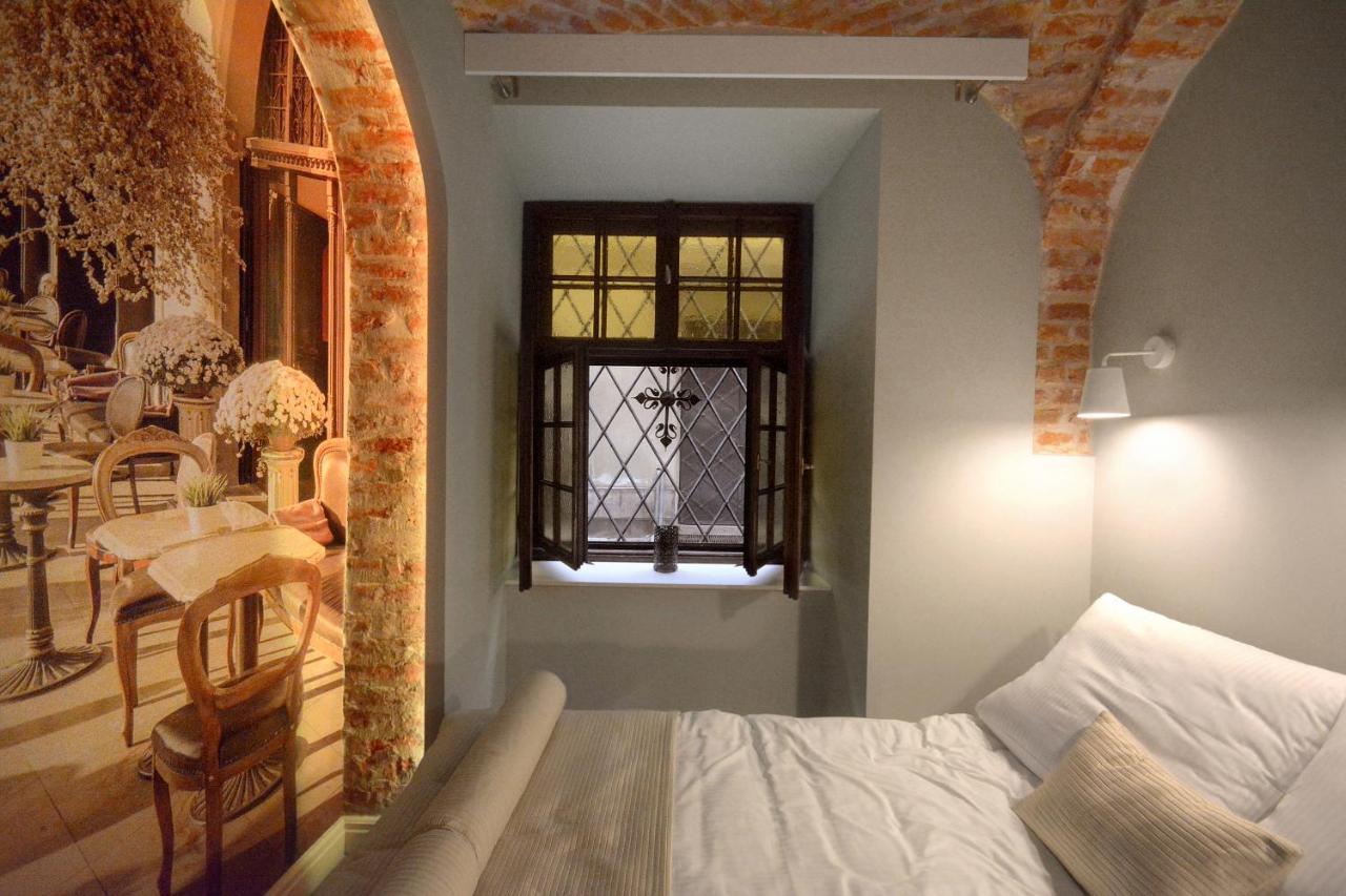 Appartement Mia . Old Town . Senacka *